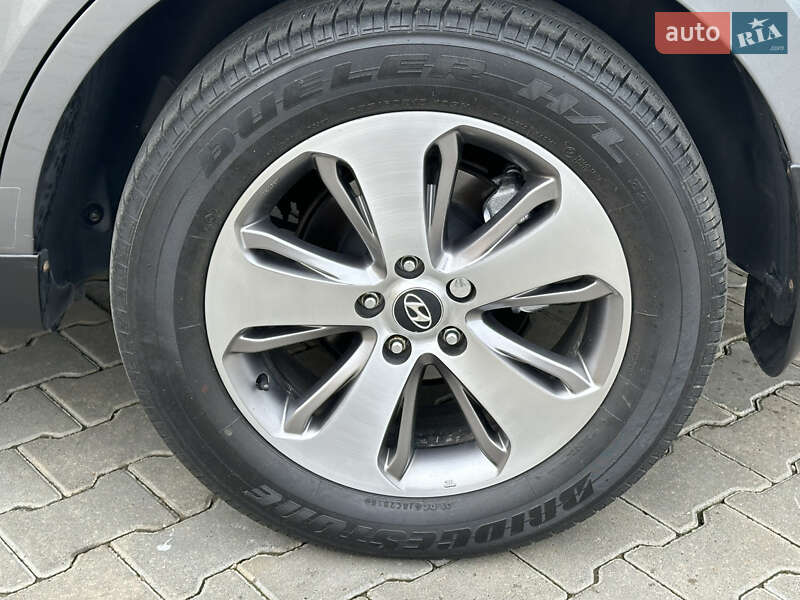 Позашляховик / Кросовер Hyundai Santa FE 2012 в Одесі