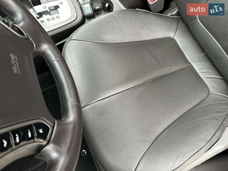 Позашляховик / Кросовер Hyundai Santa FE 2012 в Одесі