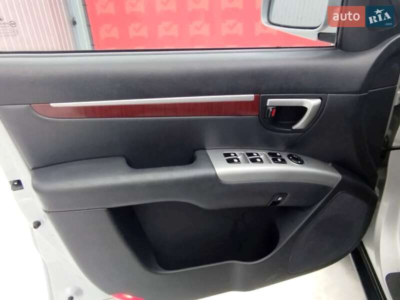 Внедорожник / Кроссовер Hyundai Santa FE 2008 в Киеве