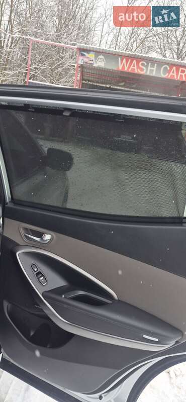 Внедорожник / Кроссовер Hyundai Santa FE 2016 в Хмельницком