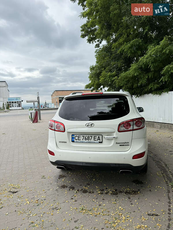 Внедорожник / Кроссовер Hyundai Santa FE 2010 в Снятине