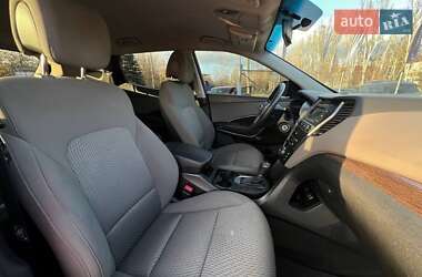 Позашляховик / Кросовер Hyundai Santa FE 2016 в Кривому Розі