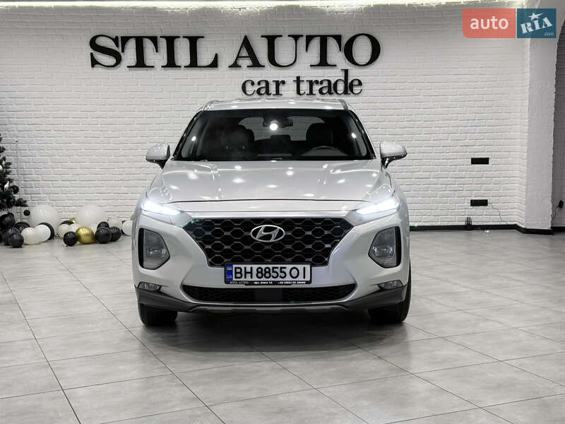 Внедорожник / Кроссовер Hyundai Santa FE 2019 в Одессе