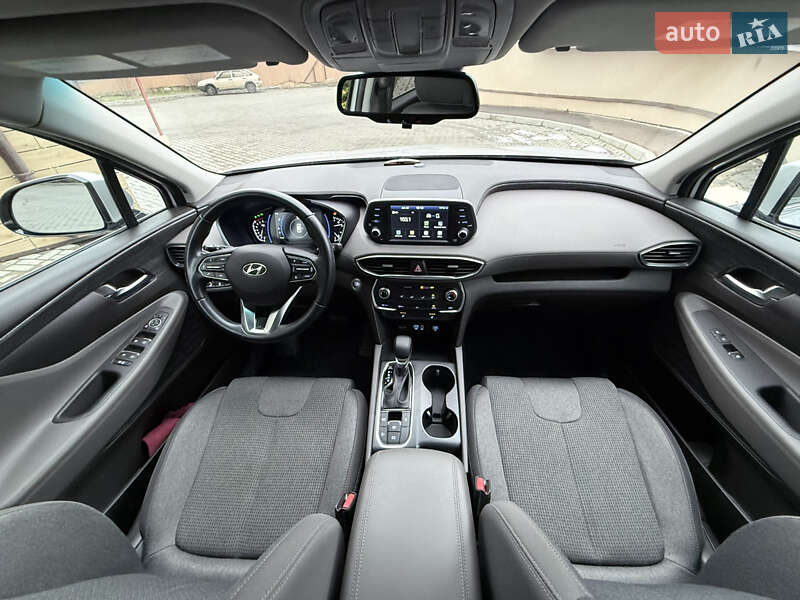 Внедорожник / Кроссовер Hyundai Santa FE 2019 в Одессе