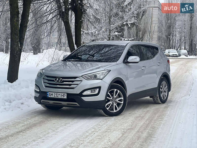 Внедорожник / Кроссовер Hyundai Santa FE 2013 в Житомире фото 3 Внедорожник / Кроссовер Hyundai Santa FE 2013 в Житомире