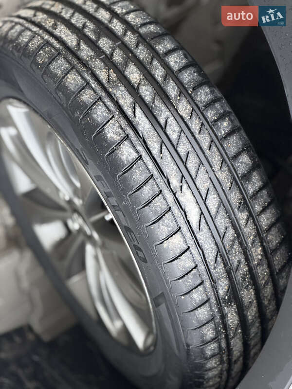 Внедорожник / Кроссовер Hyundai Santa FE 2013 в Одессе