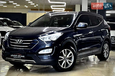 Внедорожник / Кроссовер Hyundai Santa FE 2013 в Николаеве