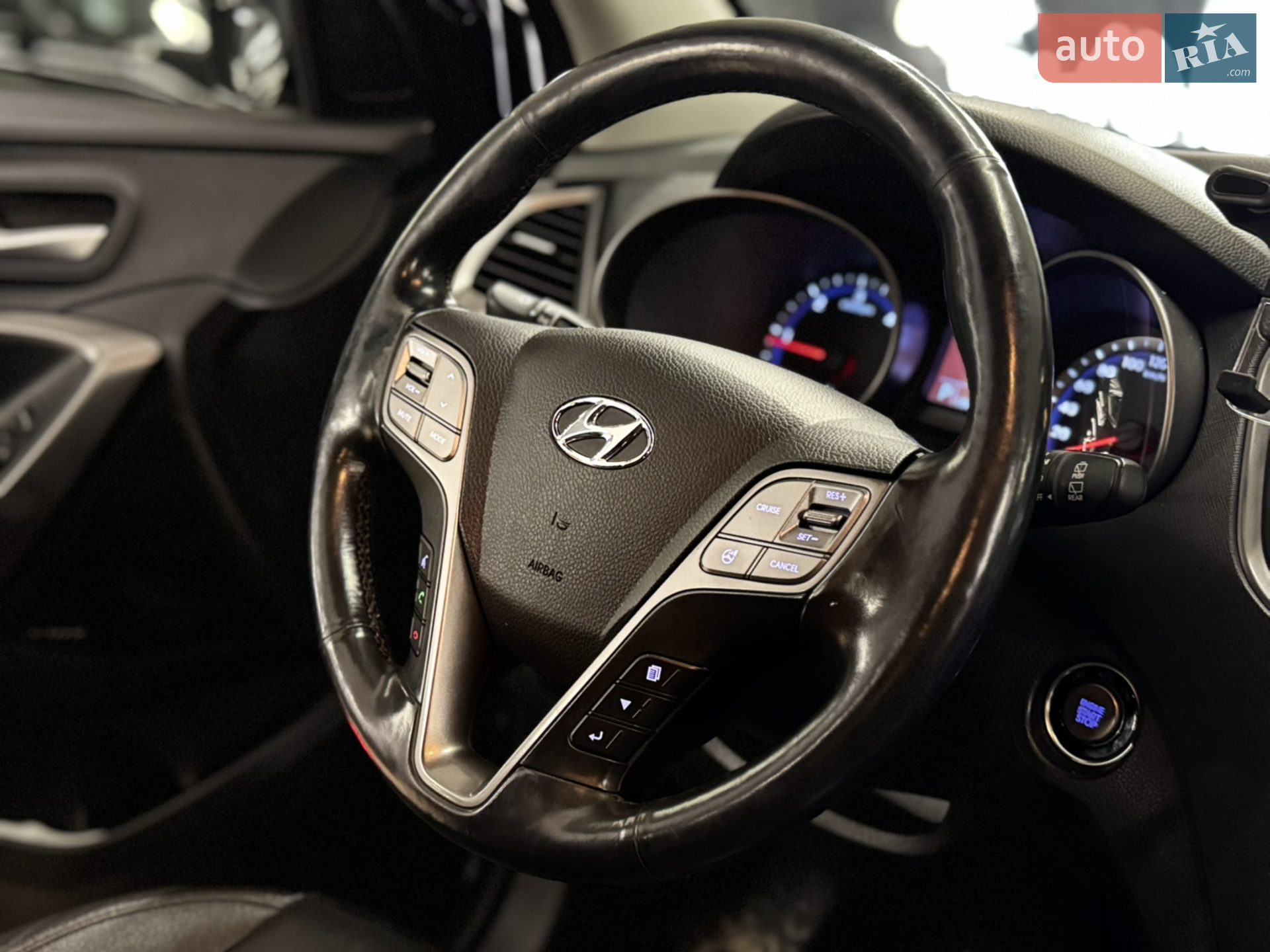 2013 Hyundai Santa Fe - мініатюра 23
