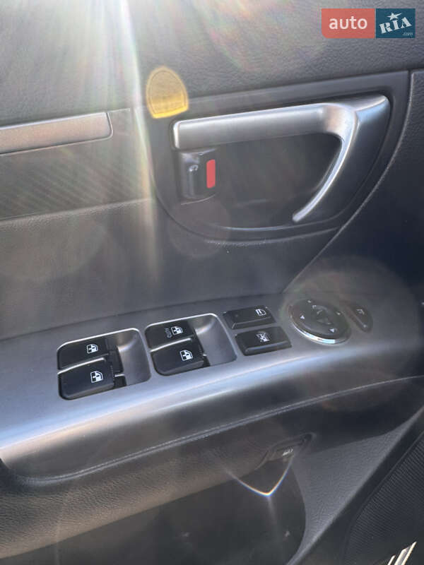 Внедорожник / Кроссовер Hyundai Santa FE 2010 в Луцке фото 20 Внедорожник / Кроссовер Hyundai Santa FE 2010 в Луцке