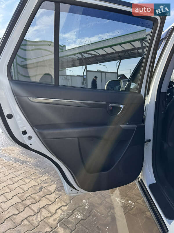 Внедорожник / Кроссовер Hyundai Santa FE 2010 в Луцке фото 17 Внедорожник / Кроссовер Hyundai Santa FE 2010 в Луцке