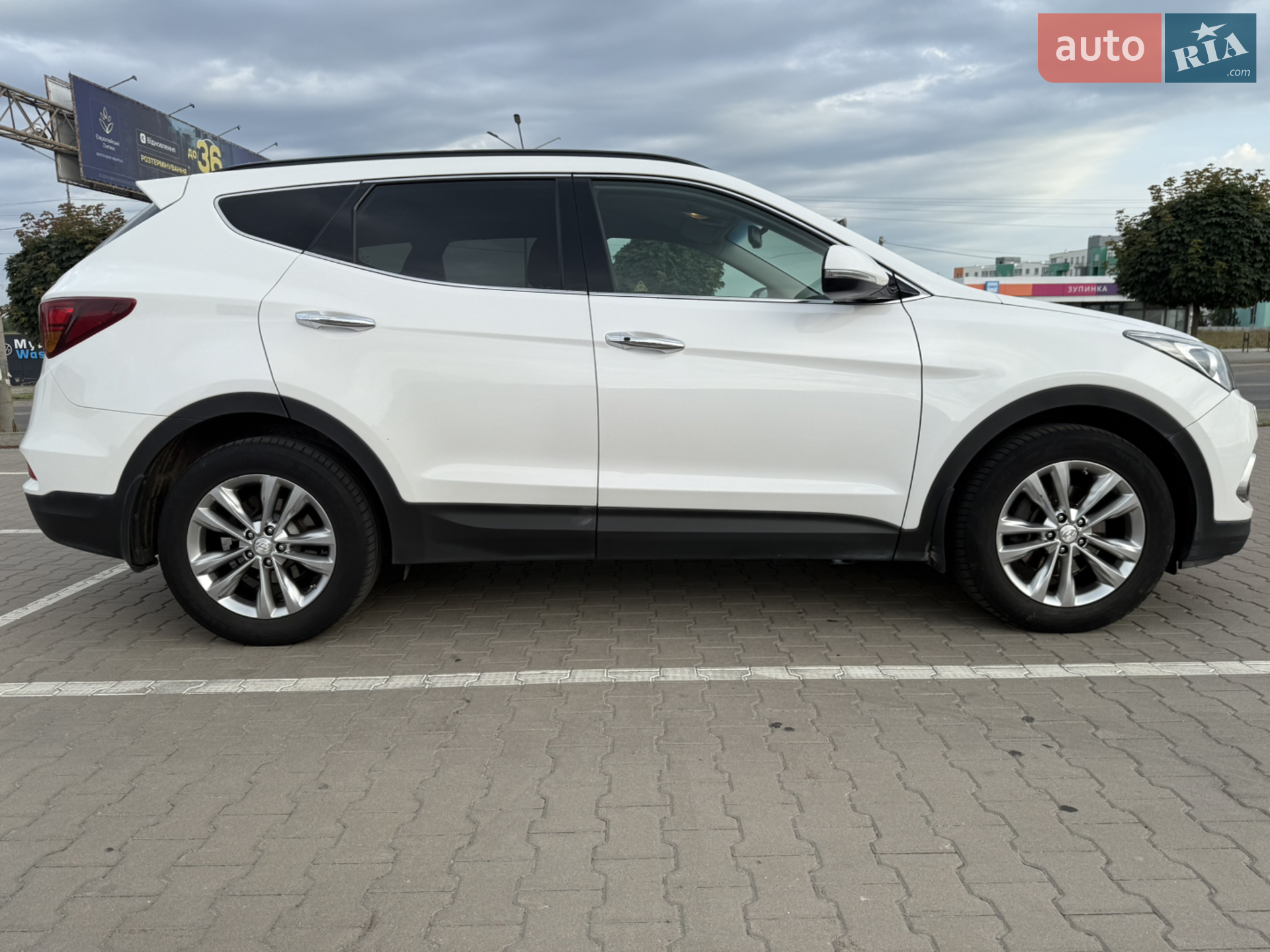 2016 Hyundai Santa Fe - мініатюра 4