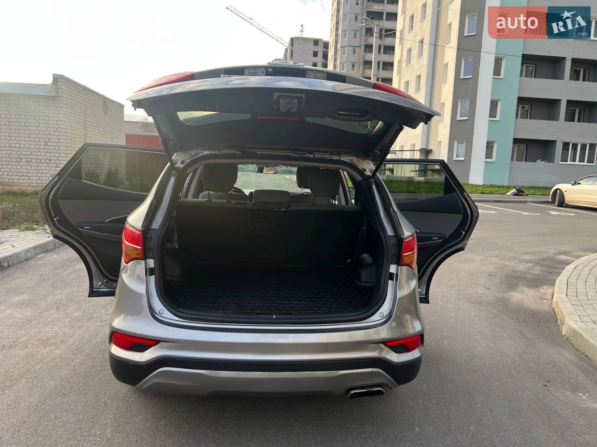 2016 Hyundai Santa Fe - мініатюра 11