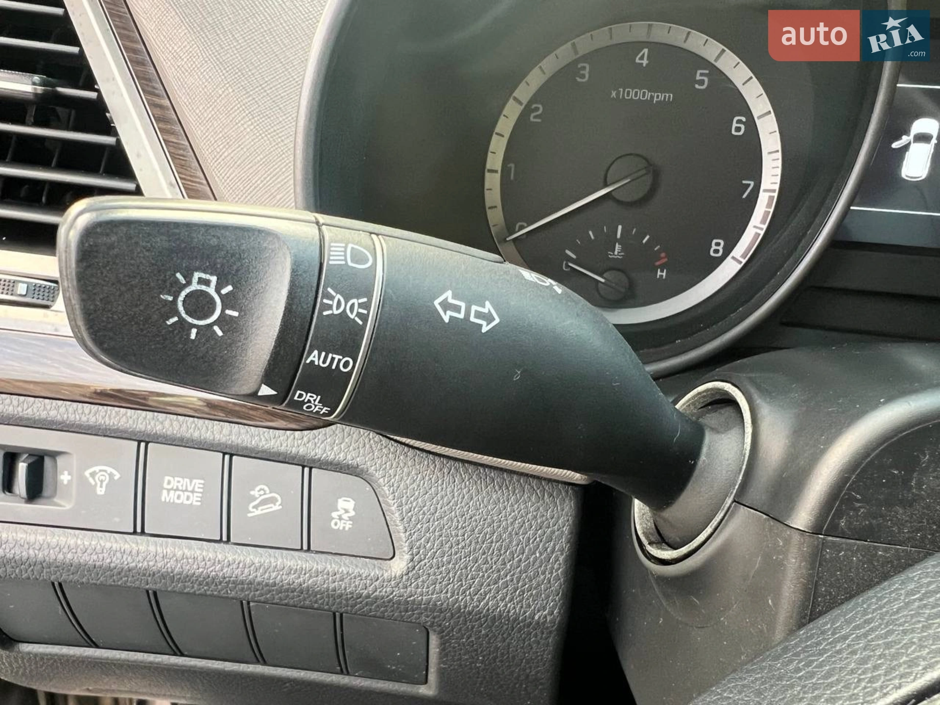 2016 Hyundai Santa Fe - мініатюра 36