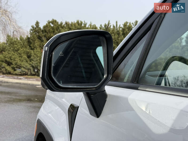 Внедорожник / Кроссовер Hyundai Santa FE 2024 в Киеве