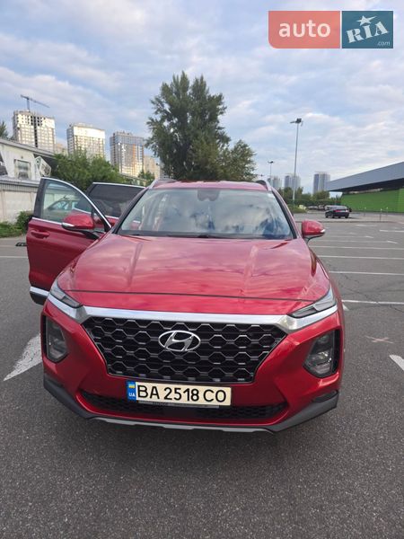 Внедорожник / Кроссовер Hyundai Santa FE 2018 в Киеве