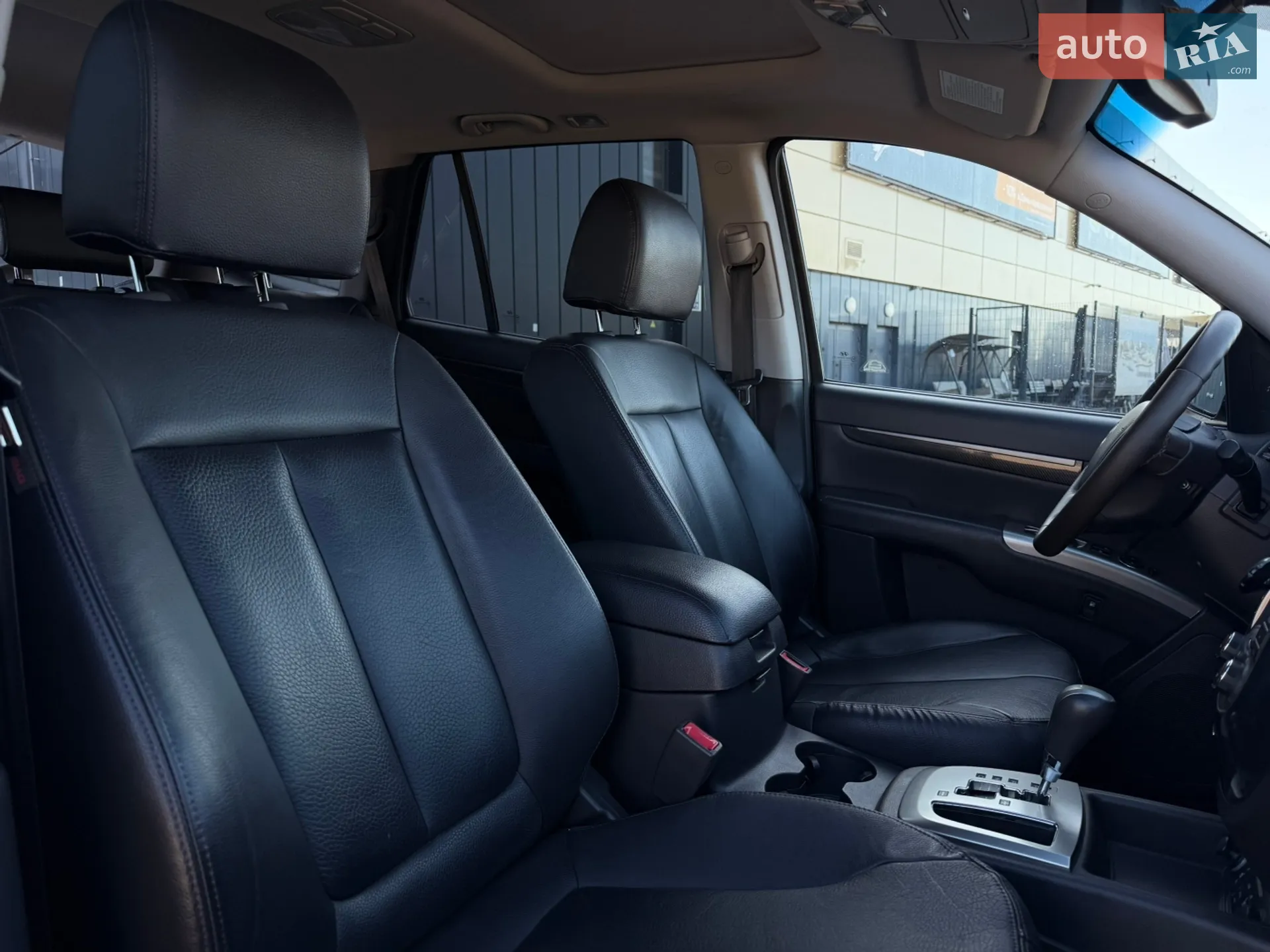2010 Hyundai Santa Fe - мініатюра 42