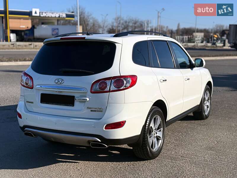 Внедорожник / Кроссовер Hyundai Santa FE 2012 в Днепре