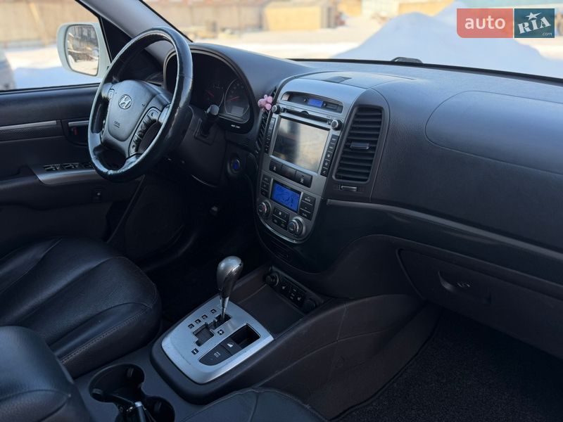 Внедорожник / Кроссовер Hyundai Santa FE 2012 в Луцке