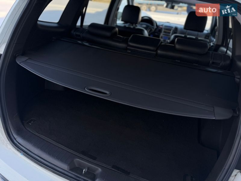 Внедорожник / Кроссовер Hyundai Santa FE 2012 в Луцке