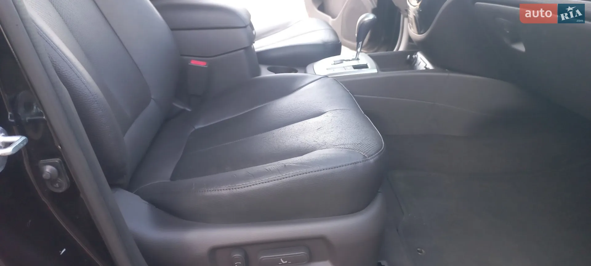 2012 Hyundai Santa Fe - мініатюра 32