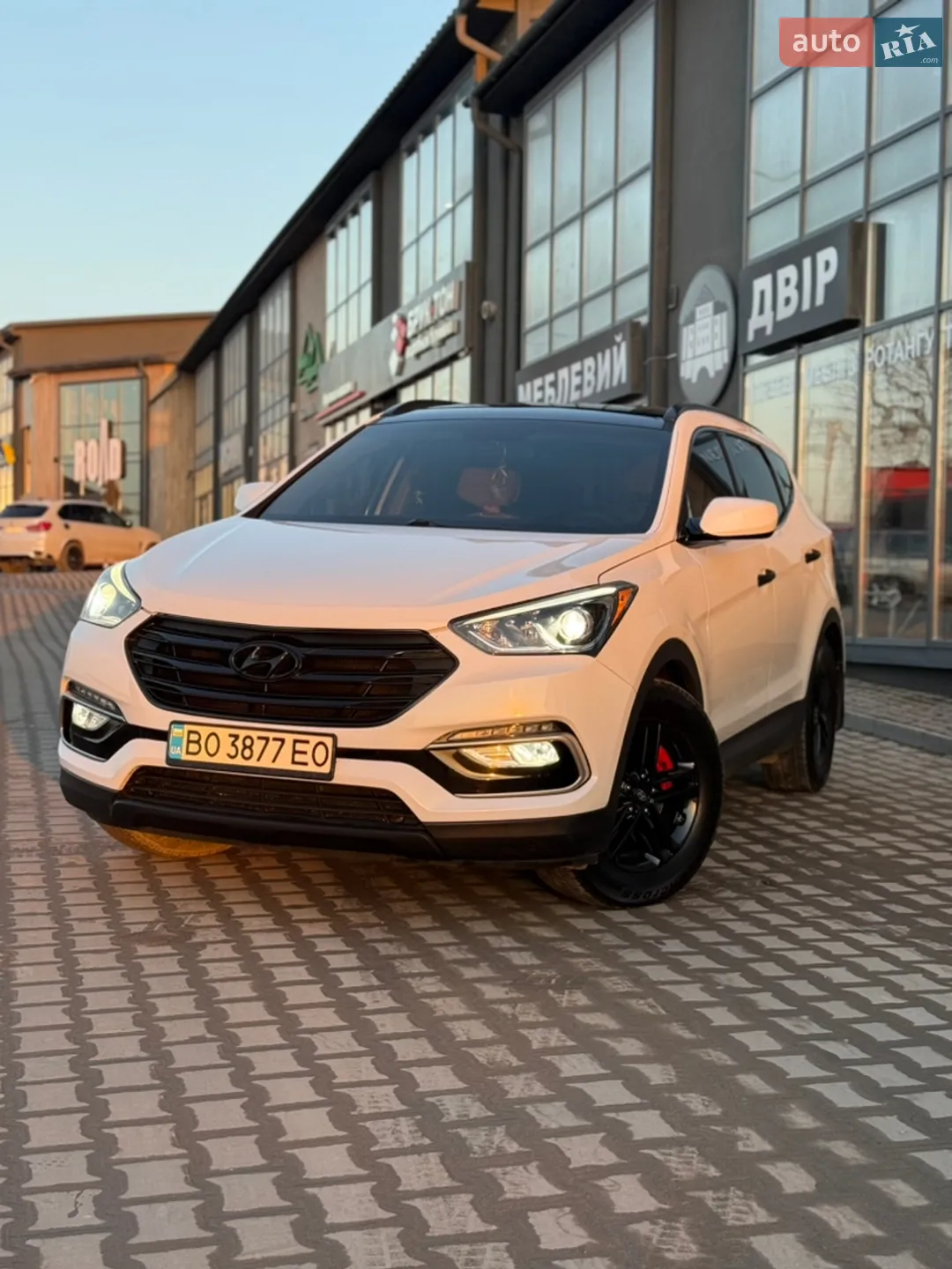 2017 Hyundai Santa Fe - мініатюра 2