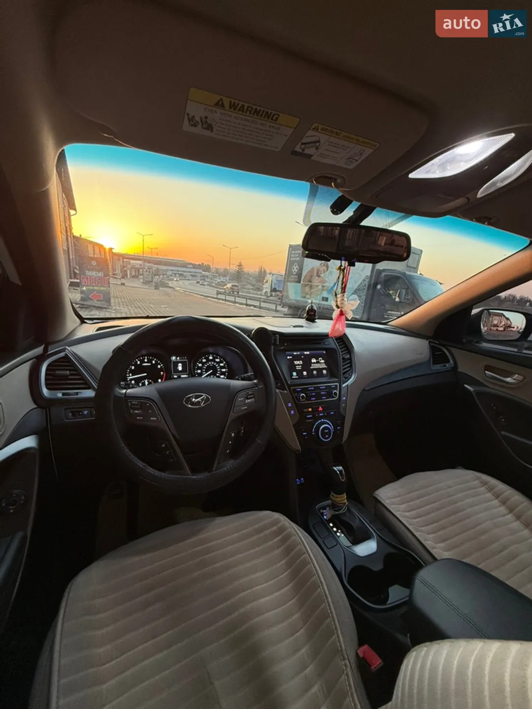 2017 Hyundai Santa Fe - мініатюра 10