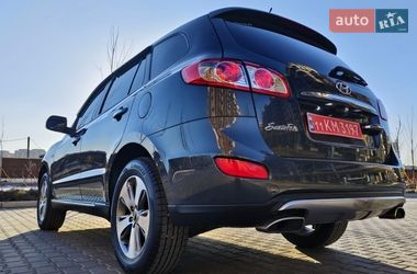 Позашляховик / Кросовер Hyundai Santa FE 2011 в Вишневому