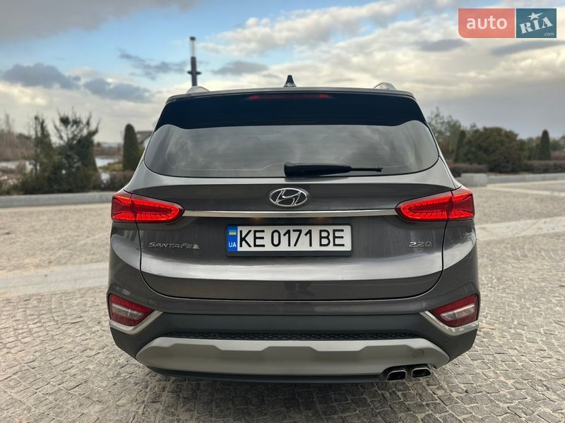 Внедорожник / Кроссовер Hyundai Santa FE 2018 в Днепре
