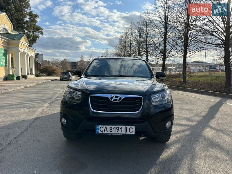 Внедорожник / Кроссовер Hyundai Santa FE 2011 в Умани