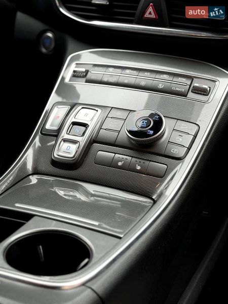 Внедорожник / Кроссовер Hyundai Santa FE 2021 в Ужгороде