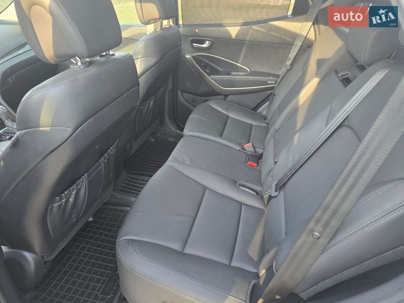 Внедорожник / Кроссовер Hyundai Santa FE 2014 в Стрые