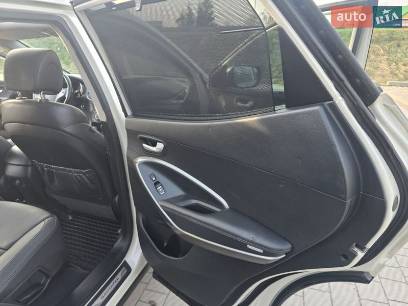 Внедорожник / Кроссовер Hyundai Santa FE 2014 в Стрые