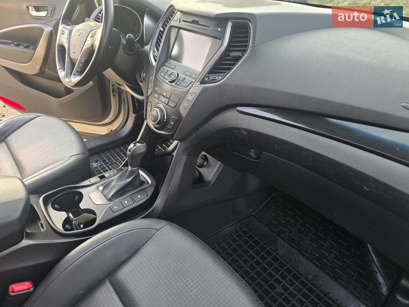 Внедорожник / Кроссовер Hyundai Santa FE 2014 в Стрые