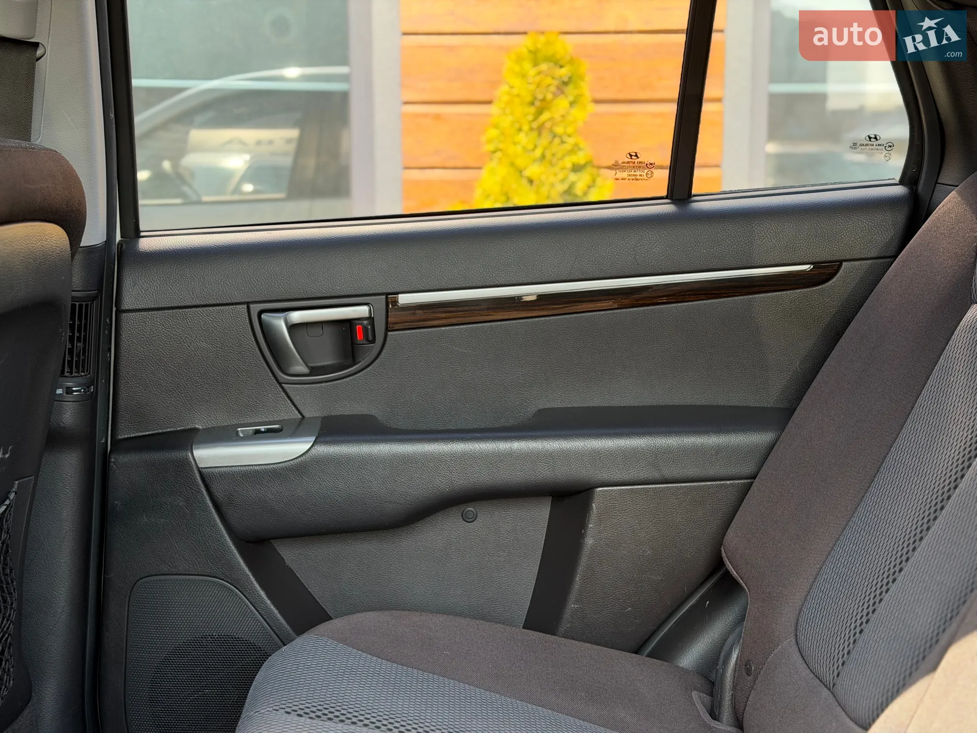 2011 Hyundai Santa Fe - мініатюра 43