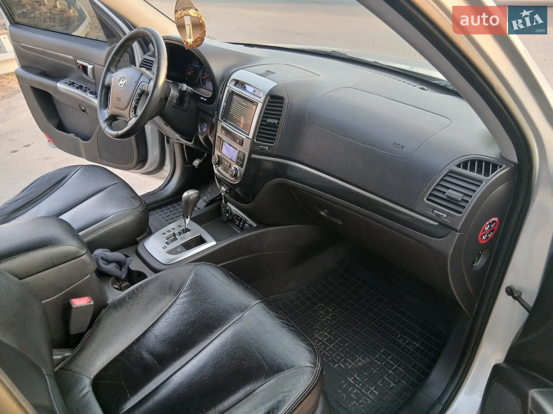 2011 Hyundai Santa Fe - мініатюра 7