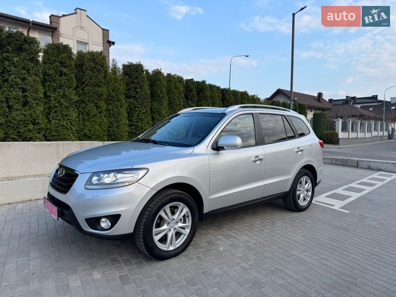 Внедорожник / Кроссовер Hyundai Santa FE 2012 в Ровно