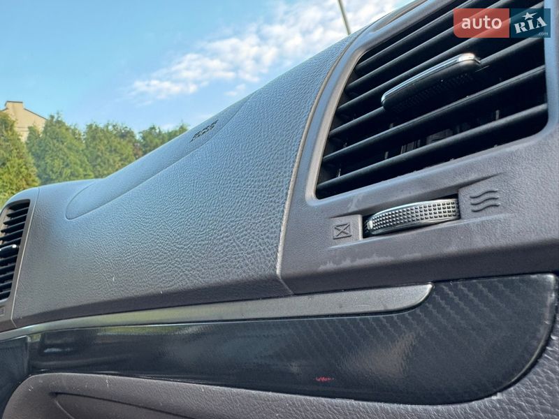 Внедорожник / Кроссовер Hyundai Santa FE 2012 в Ровно