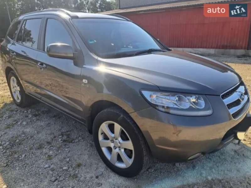 Hyundai Santa FE