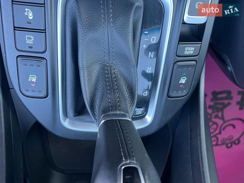 Внедорожник / Кроссовер Hyundai Santa FE 2016 в Луцке