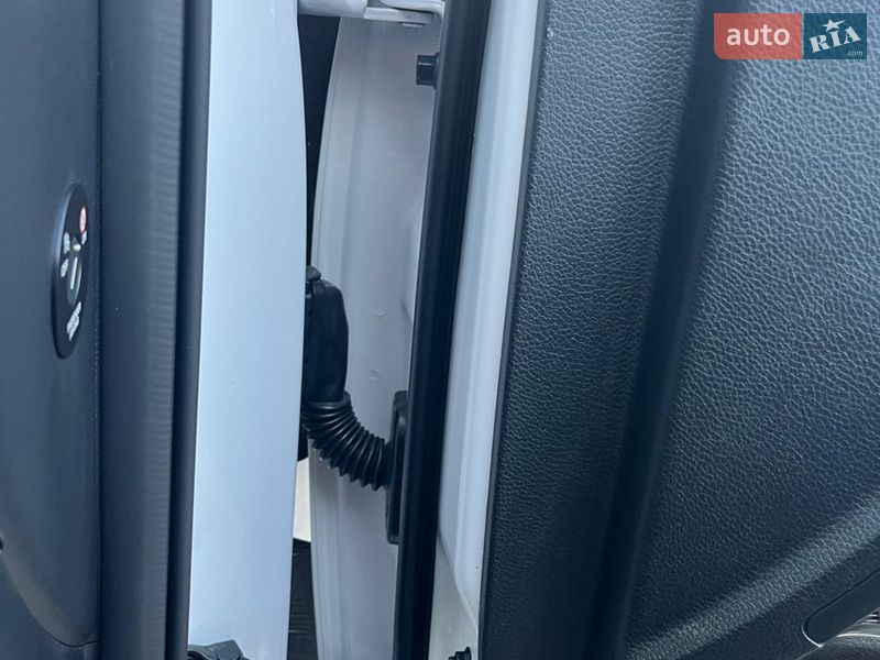 Внедорожник / Кроссовер Hyundai Santa FE 2016 в Луцке