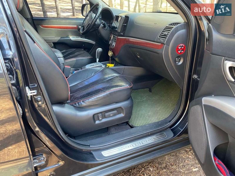 Внедорожник / Кроссовер Hyundai Santa FE 2009 в Сумах