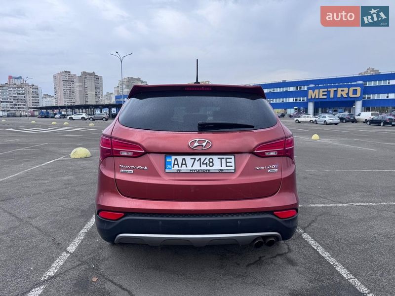 Внедорожник / Кроссовер Hyundai Santa FE 2016 в Киеве
