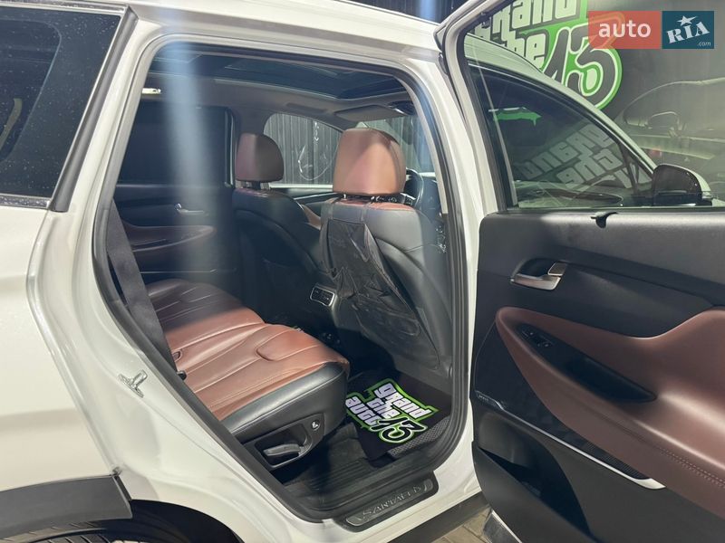 Внедорожник / Кроссовер Hyundai Santa FE 2021 в Одессе