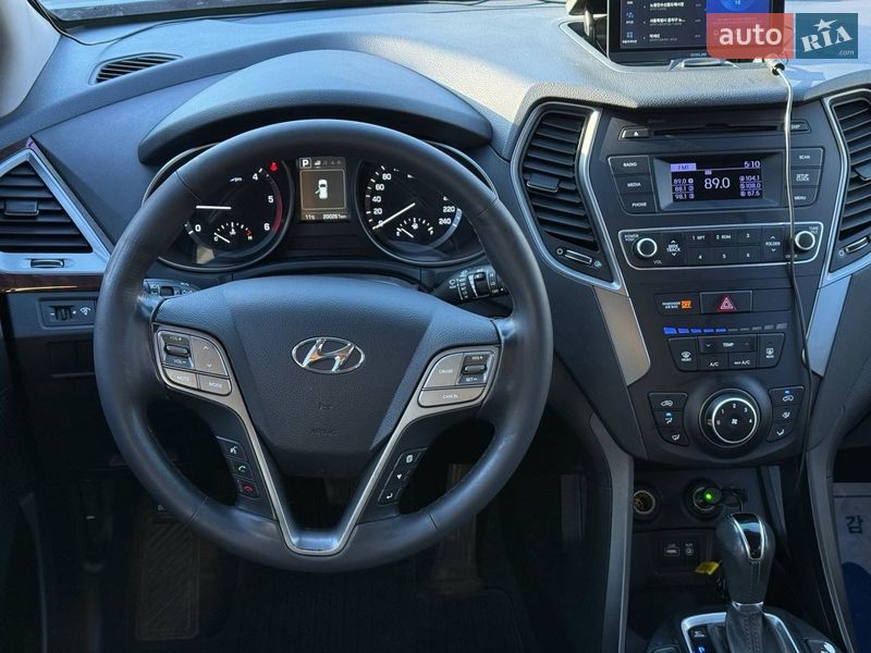 Внедорожник / Кроссовер Hyundai Santa FE 2015 в Одессе
