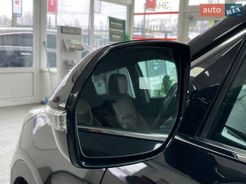 Внедорожник / Кроссовер Hyundai Santa FE 2016 в Киеве