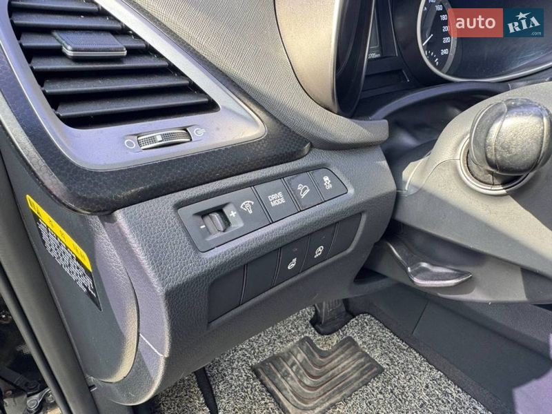 Внедорожник / Кроссовер Hyundai Santa FE 2015 в Киеве фото 12 Внедорожник / Кроссовер Hyundai Santa FE 2015 в Киеве