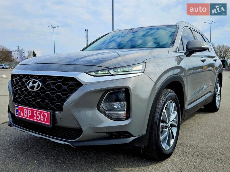 Внедорожник / Кроссовер Hyundai Santa FE 2018 в Днепре