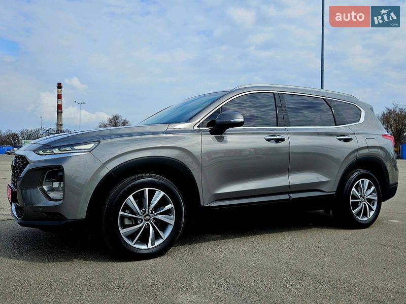 Внедорожник / Кроссовер Hyundai Santa FE 2018 в Днепре