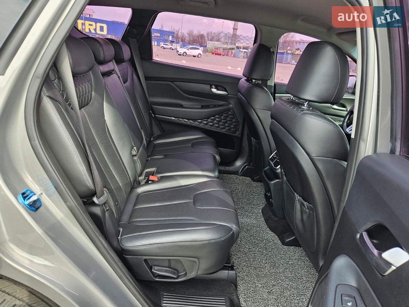 Внедорожник / Кроссовер Hyundai Santa FE 2018 в Днепре