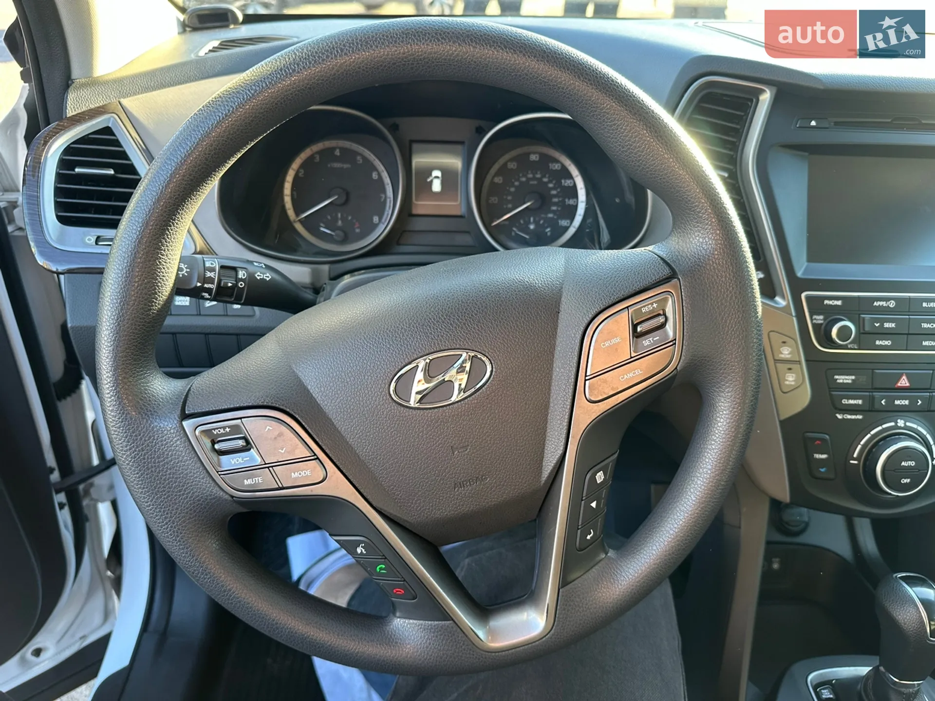 2016 Hyundai Santa Fe - мініатюра 14